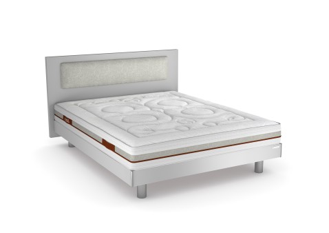 André Renault matelas 100% latex perforé Exquis collection Dreams